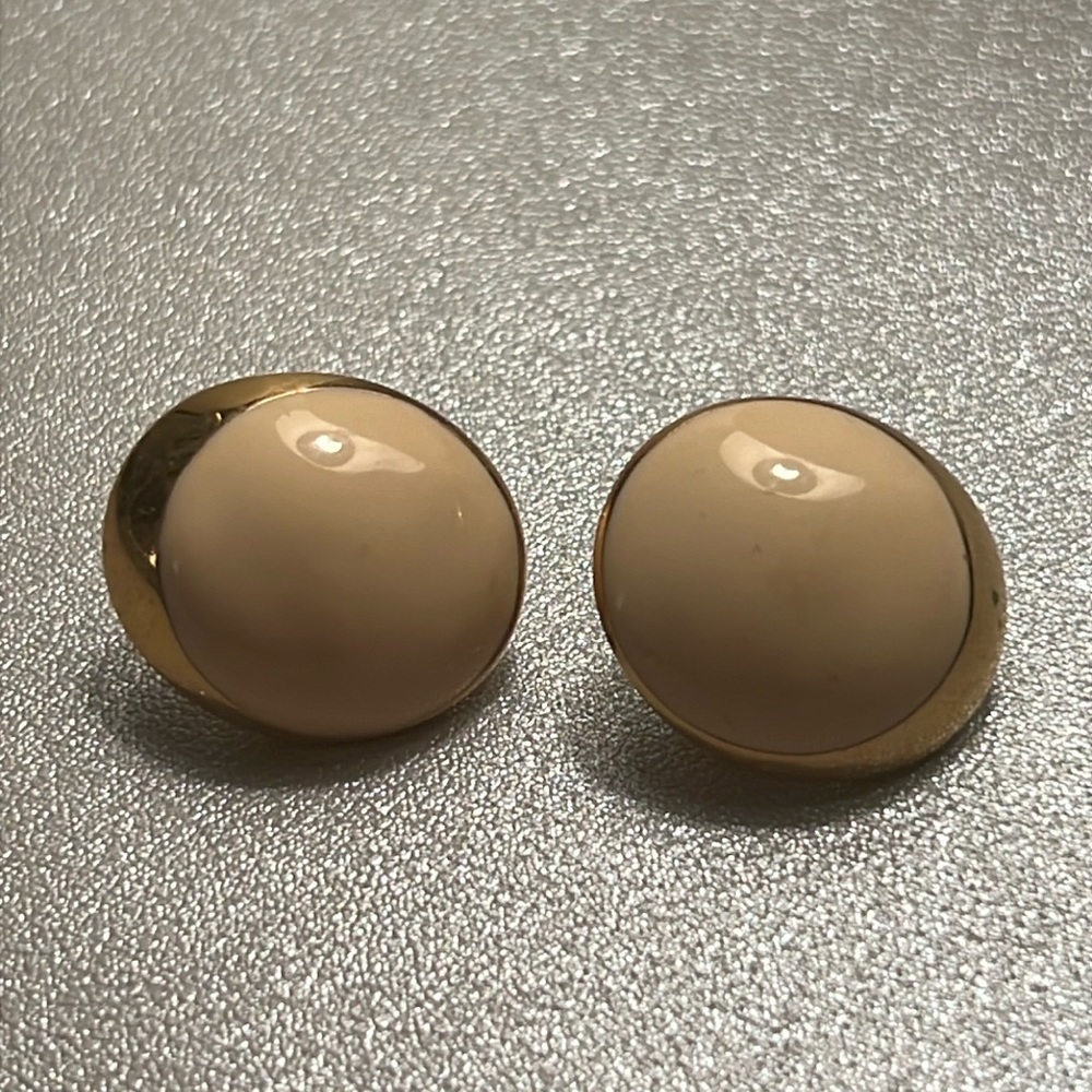 Monet Gold and Cream Round Vintage Clip On Earrings
